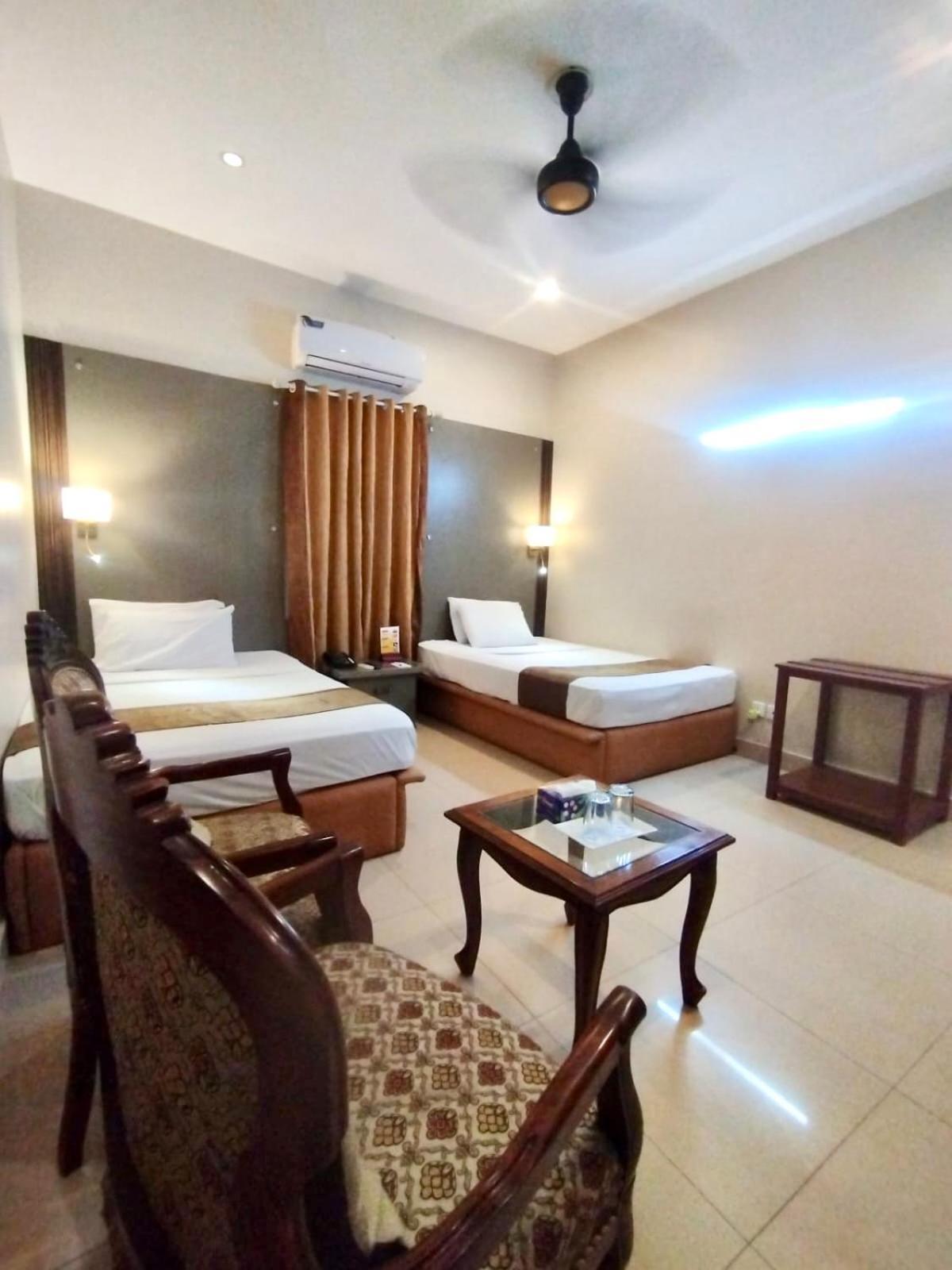 Star Guest House Karaczi Zewnętrze zdjęcie