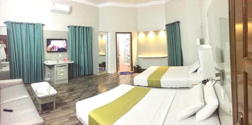 Star Guest House Karaczi Zewnętrze zdjęcie